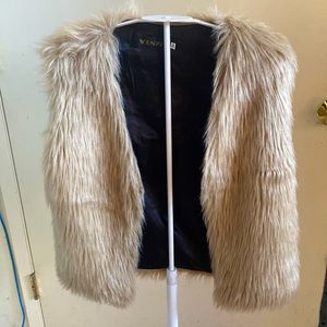 Wenxi Medium tan vest faux fur great for Burning Man